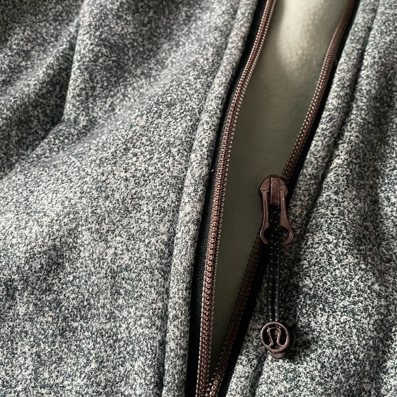 Lululemon scuba hoodie size 10 - Picture 2 of 2